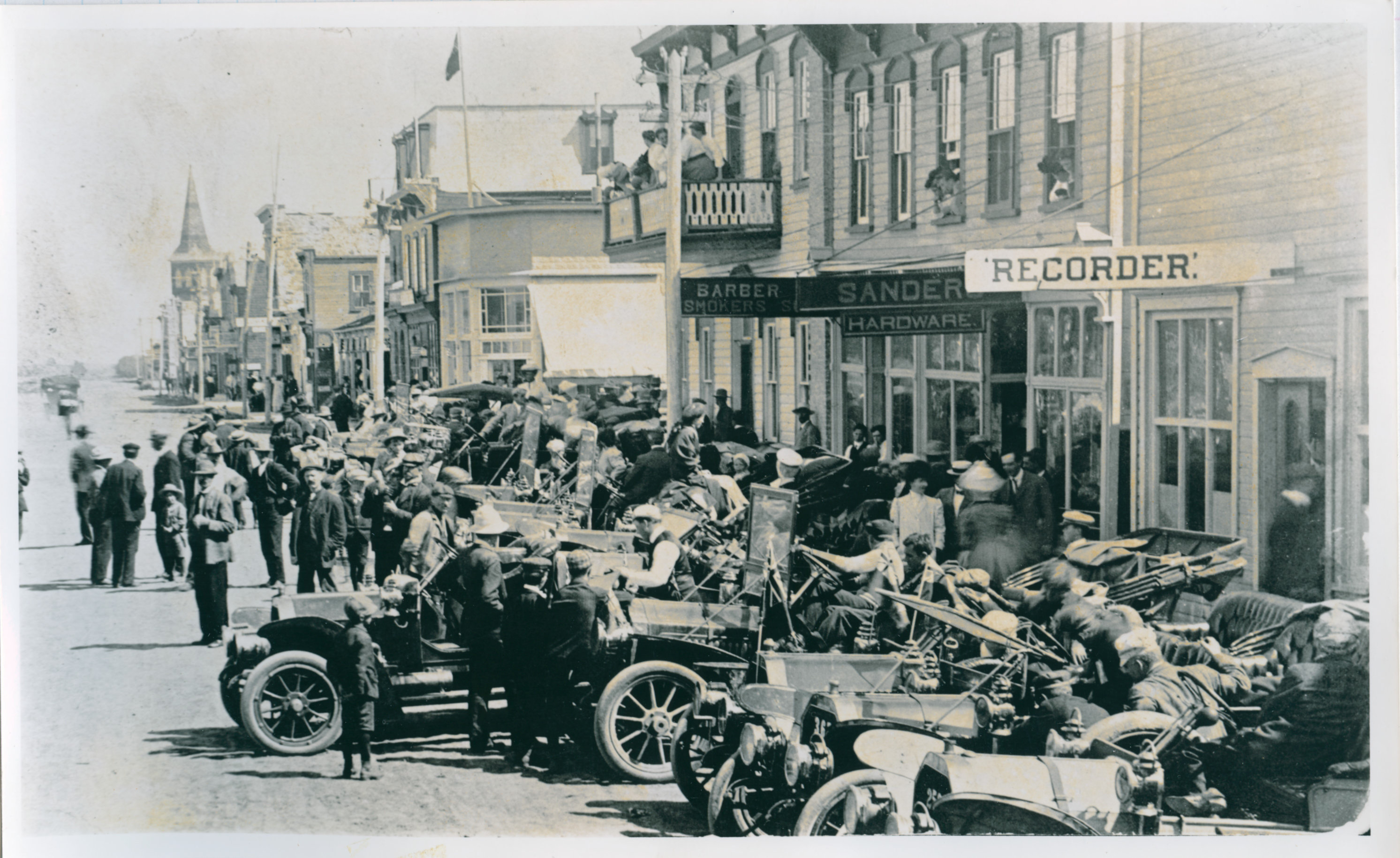 [Scanned photo of South Railway looking east from west of the Stephen Street intersection]